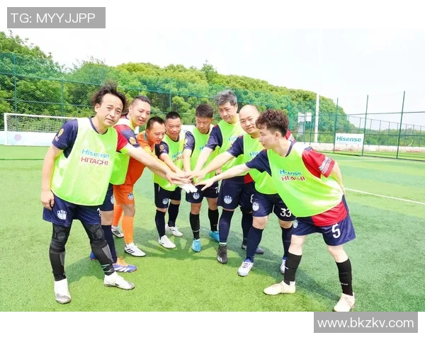 成都足球队团队协作能力大幅提升荣登全国足球团队协作排名新高