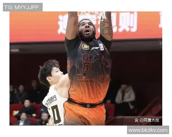 赛后分析：杭州篮球队与成都篮球队的战术对决与技术细节探讨